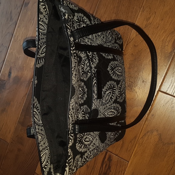 Vera Bradley Black White Floral Quilted Tote Bag with Zipper - Picture 3 of 16